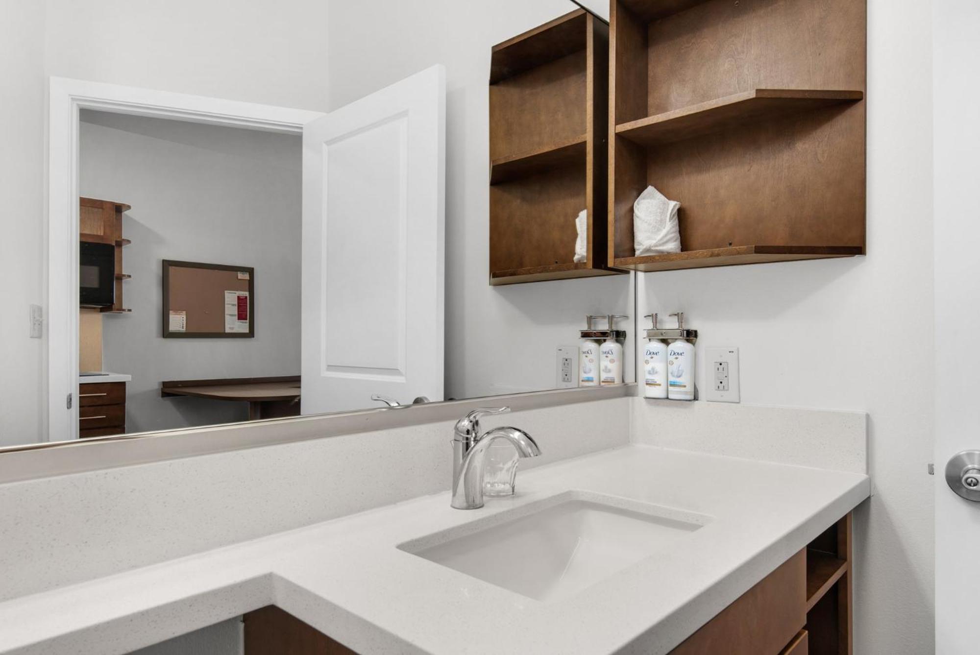 Candlewood Suites - Pensacola - University Area By Ihg Eksteriør billede